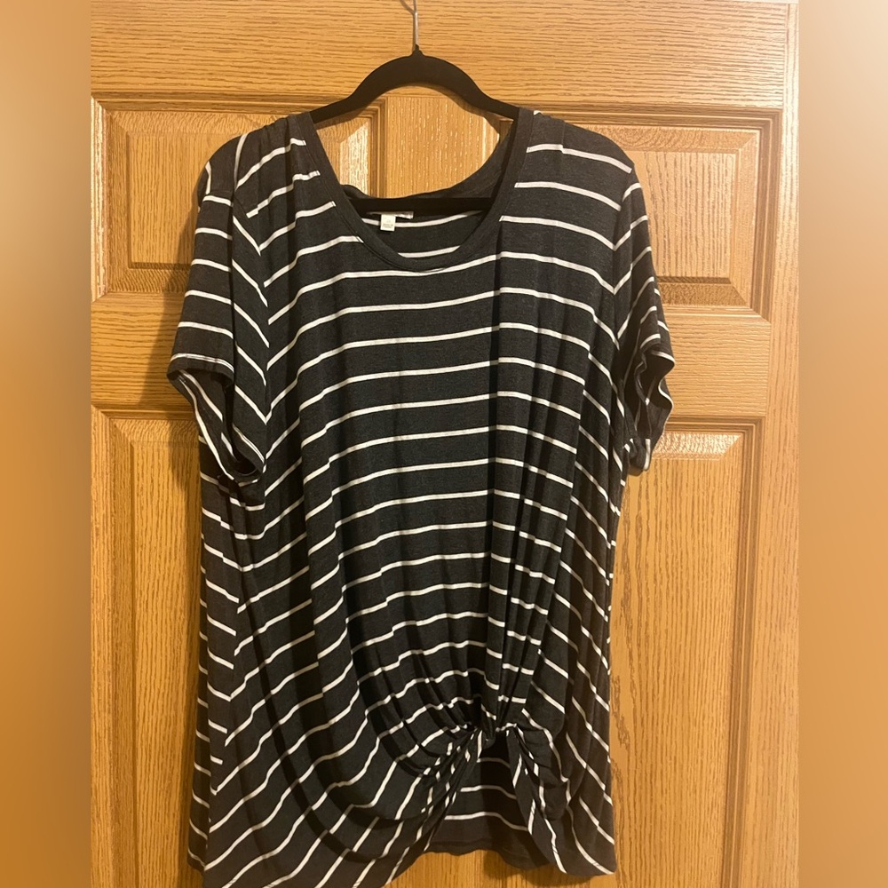 Nine Britton striped tee with bunching detail at bottom